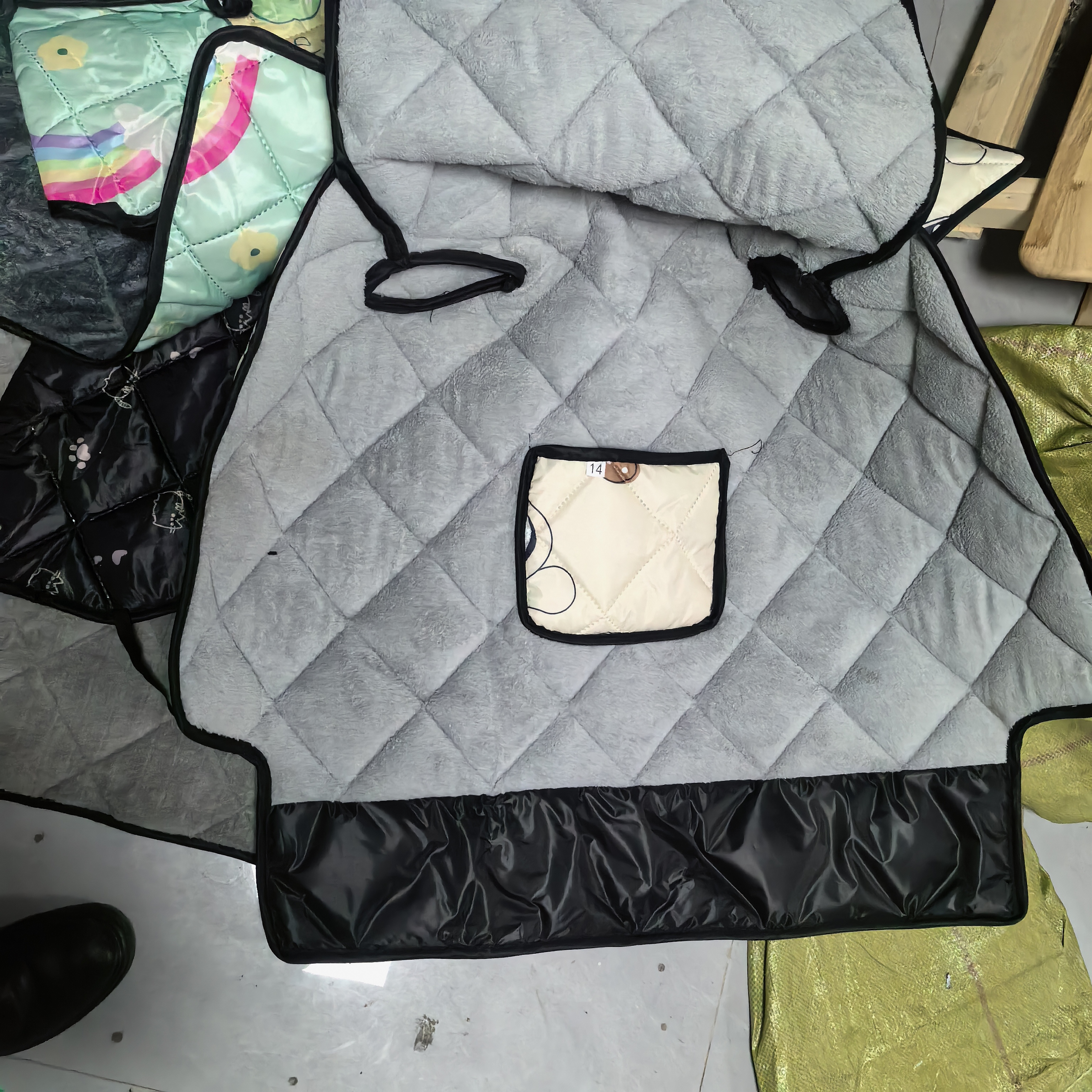 电动车挡风被低价微瑕加大加宽防水加绒加厚电动车挡风被冬季