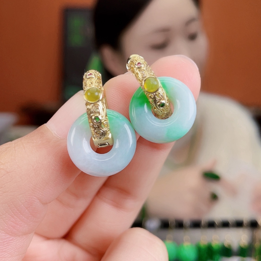 翡翠未镶嵌耳饰饰品