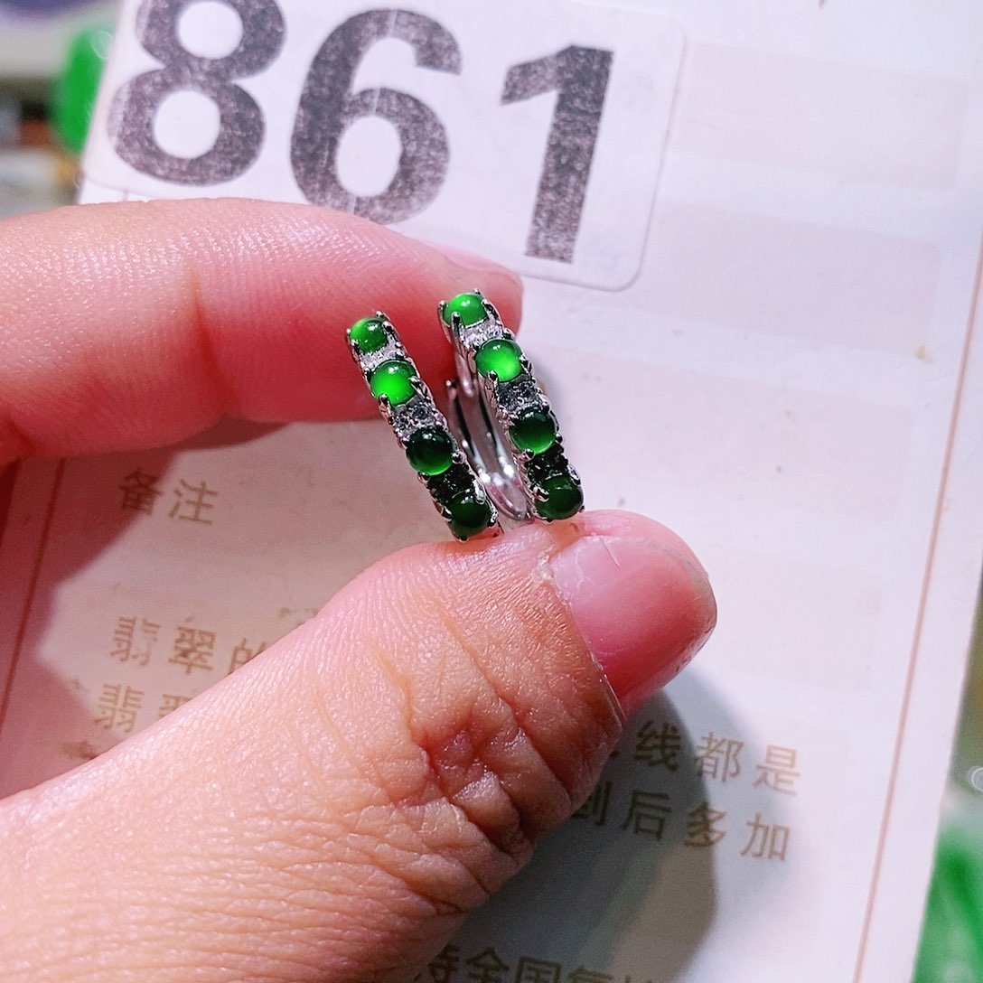 【闪购商品】翡翠挂件未镶嵌裸石