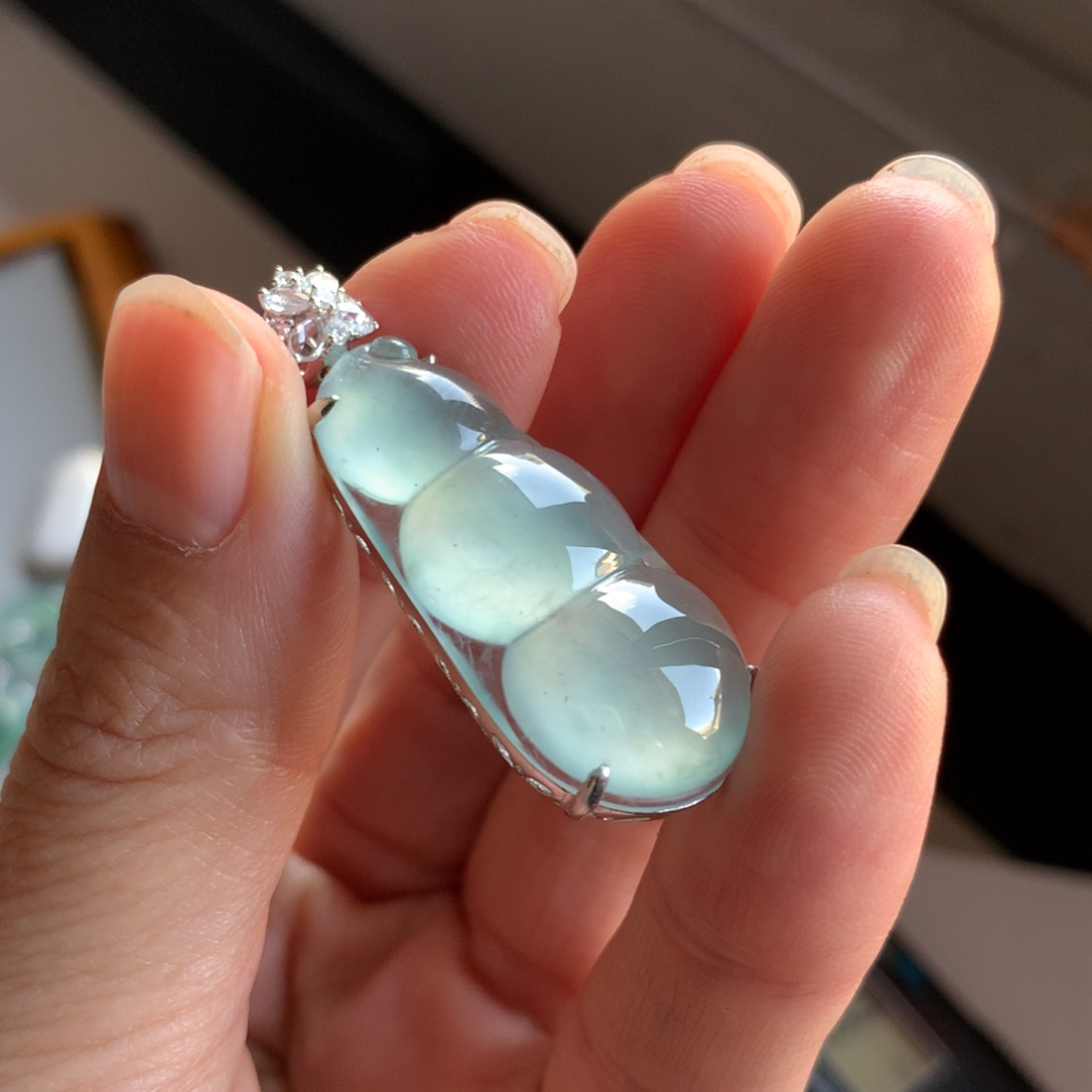 翡翠颈饰未镶嵌天然缅甸翡翠吊坠