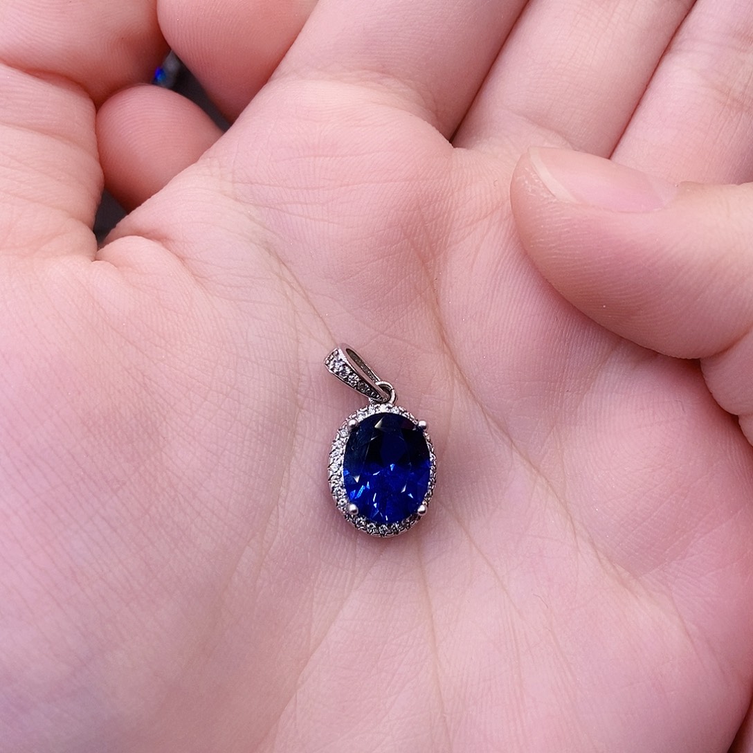 蓝宝石吊坠(赠链)银S925镶嵌