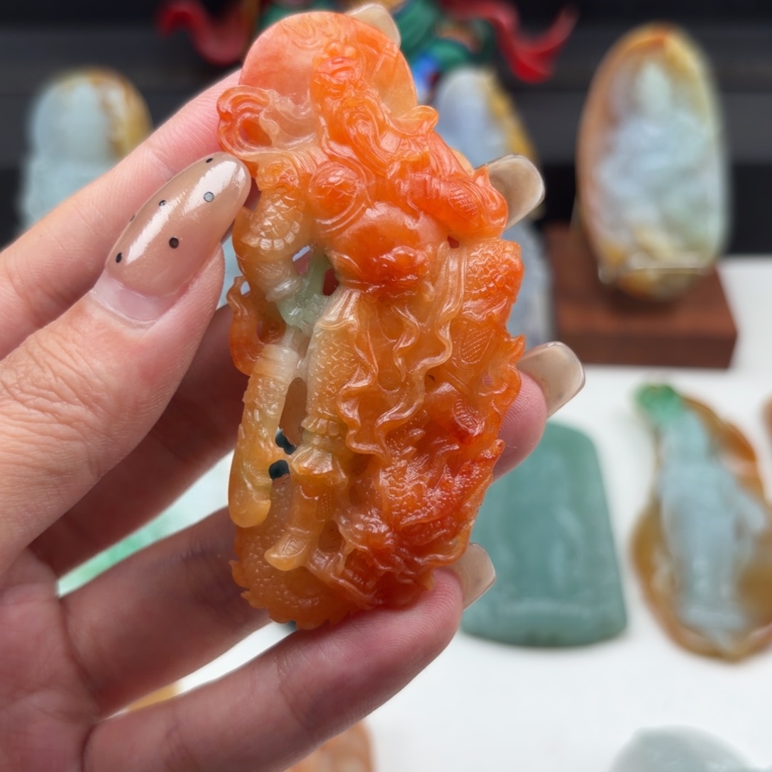 定制翡翠未镶嵌关二爷