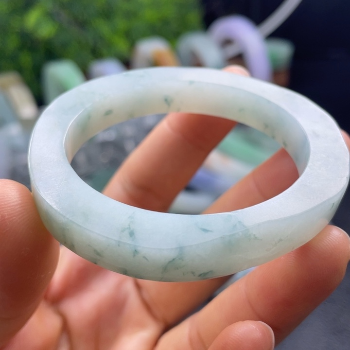 定制翡翠不退不换未镶嵌
