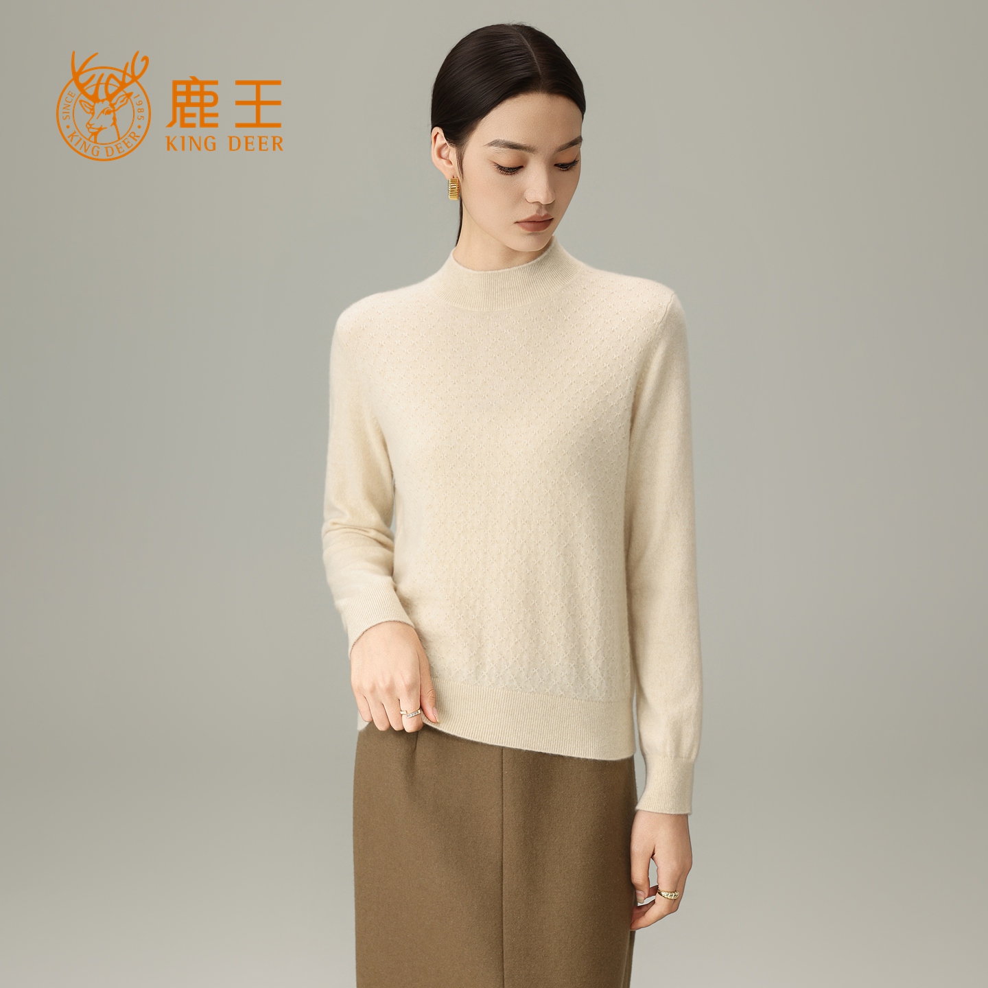 鹿王25秋冬新款女半高领100山羊绒纯色休闲百搭针织套衫 5J9252