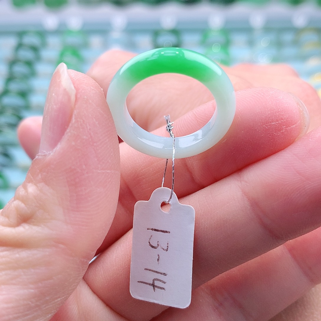 翡翠戒指未镶嵌A货缅甸翡翠