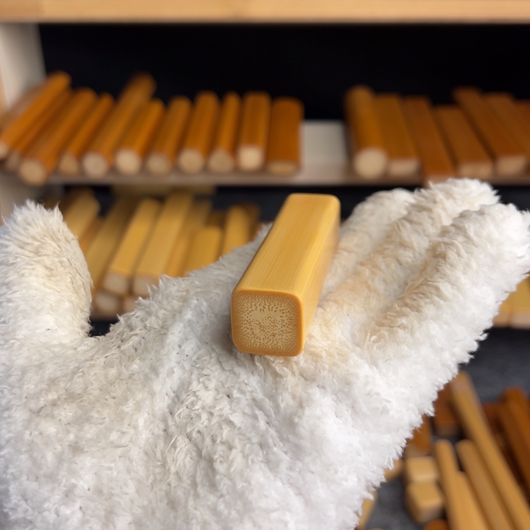 顺***6黄方厚皮满密压手精品