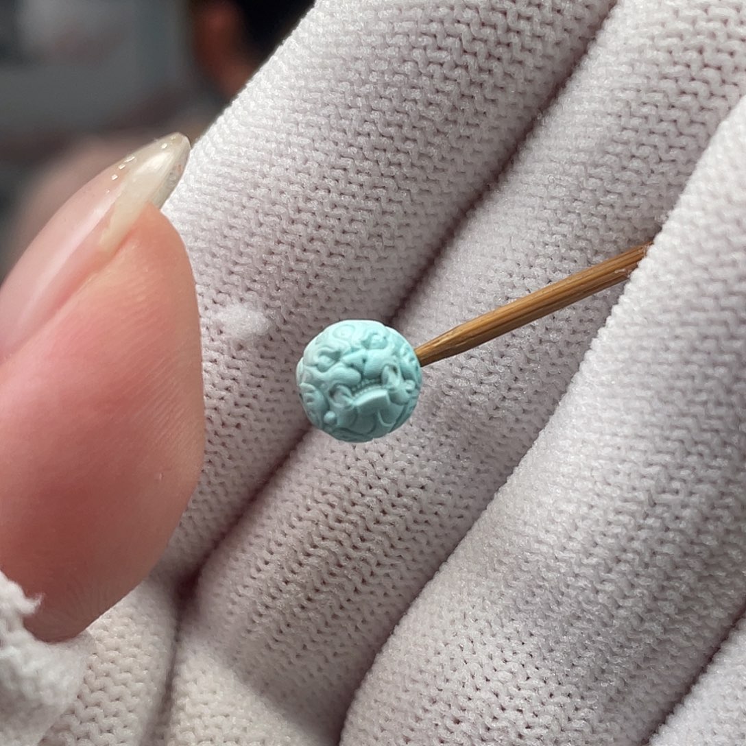 绿松石未镶嵌挂件