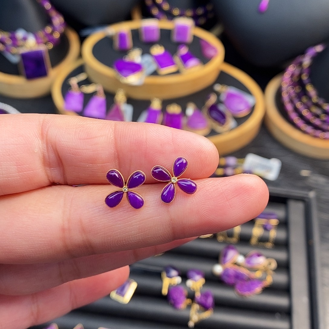 苏纪石（舒俱来）18K金镶嵌耳饰