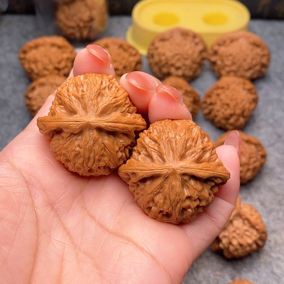 文玩核桃把件精品宫灯39