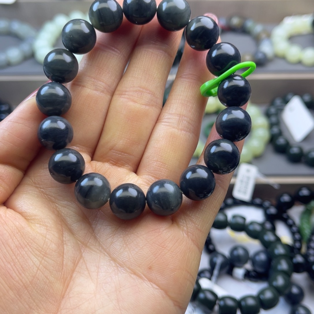 和田玉手链未镶嵌