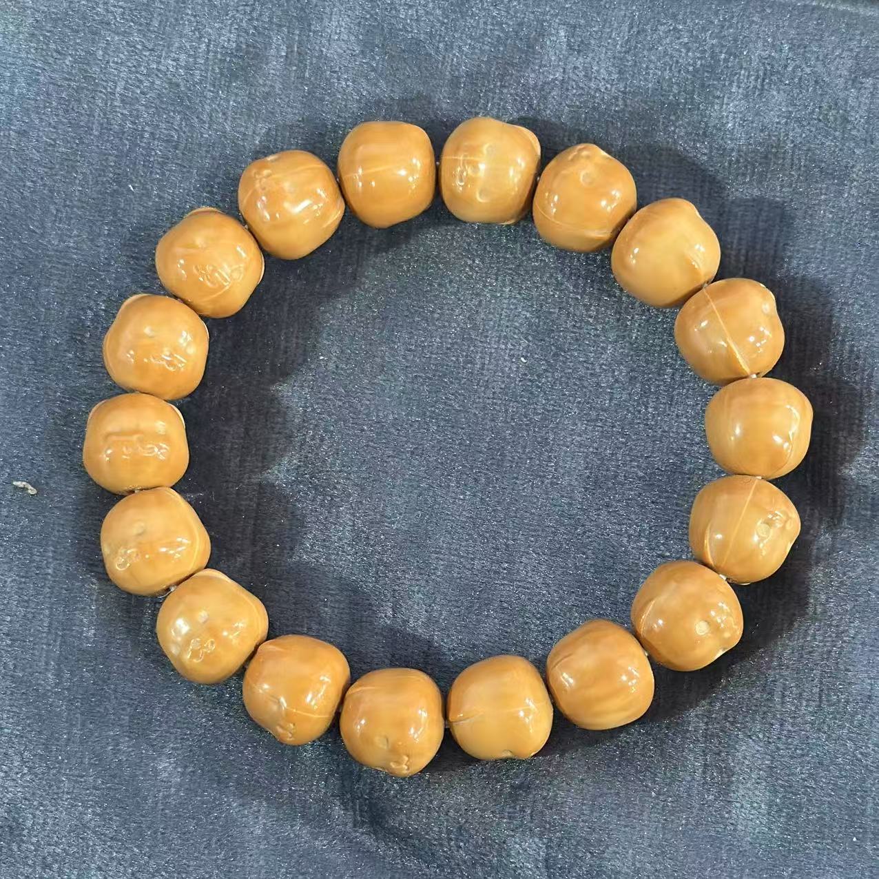 A2 猴头核桃雕刻款手串卡13 530 （配A2礼盒套装）