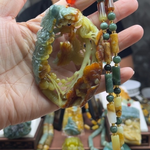 岫玉挂件未镶嵌挂件