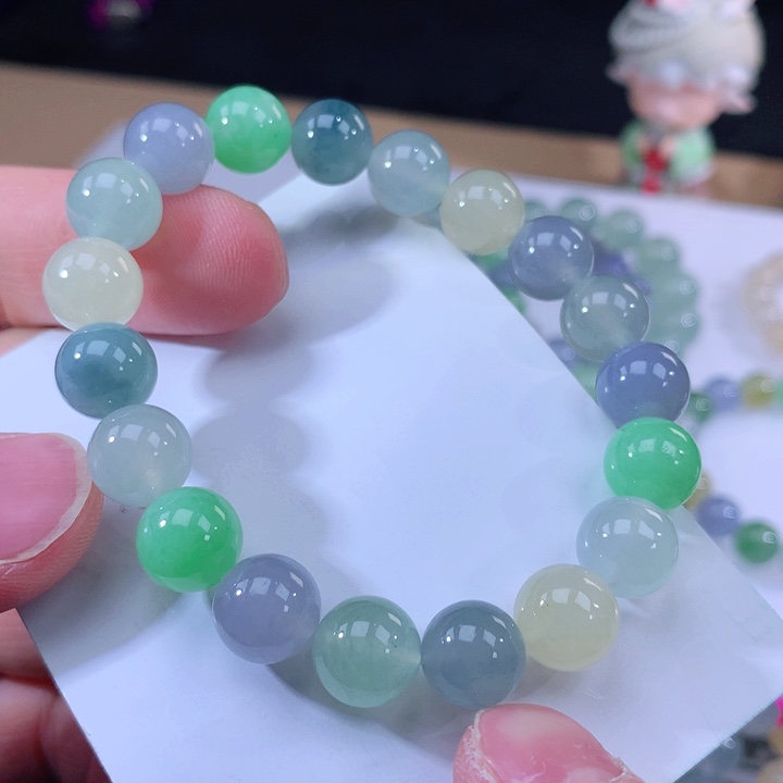 翡翠手链未镶嵌翡翠