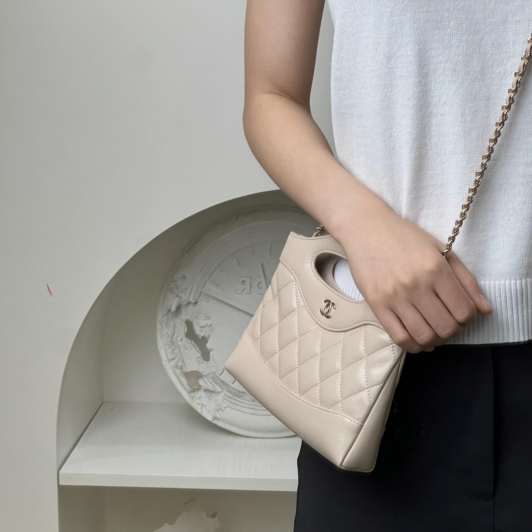 99新 Chanel/香奈儿 香奈儿31bag nano 奶茶/99新/优选