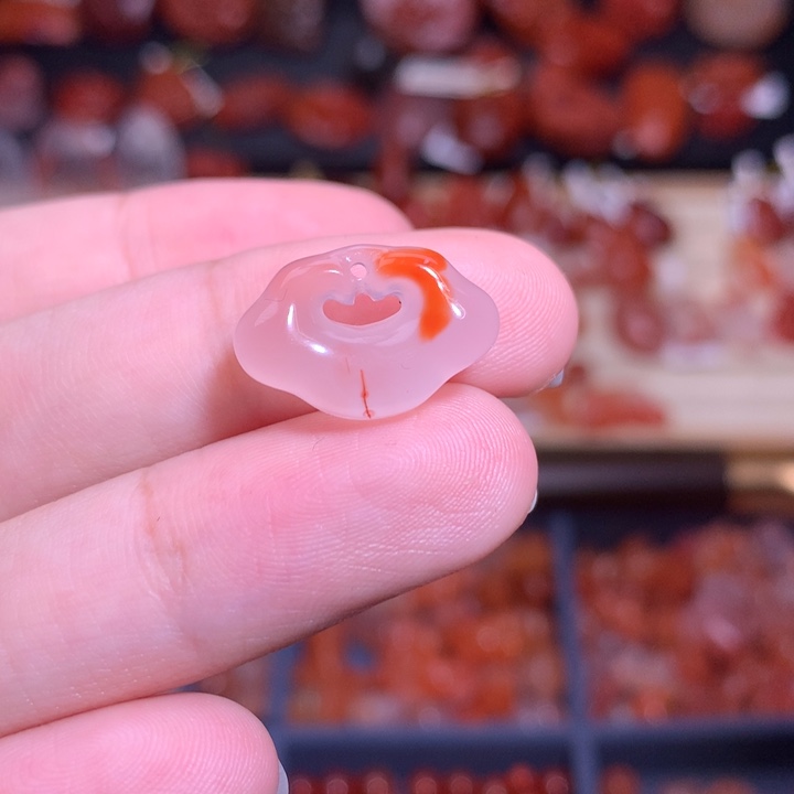 南红玛瑙未镶嵌珠宝半成品如意锁