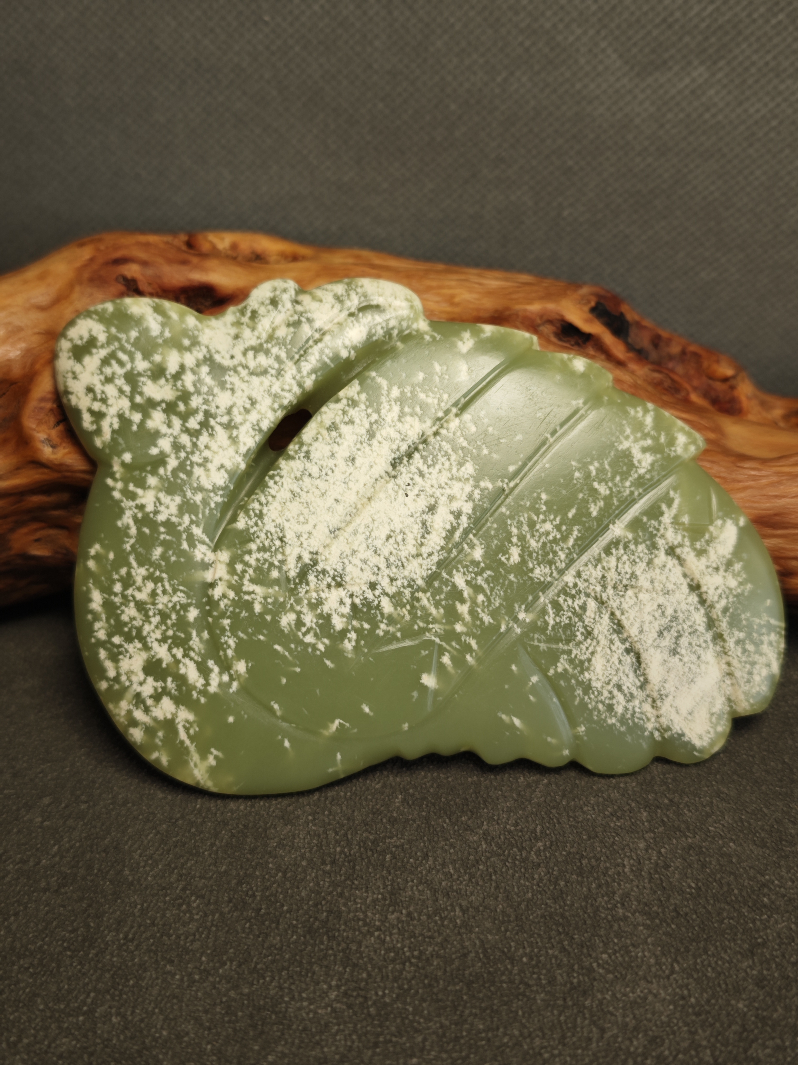 红山文化期风格玉凤鸟