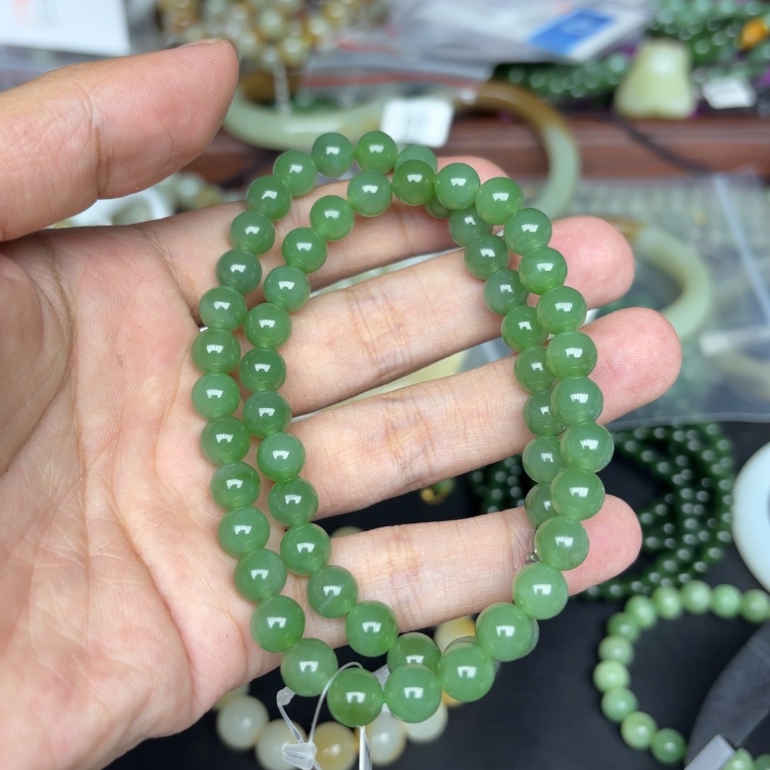 和田玉未镶嵌颈饰卡8