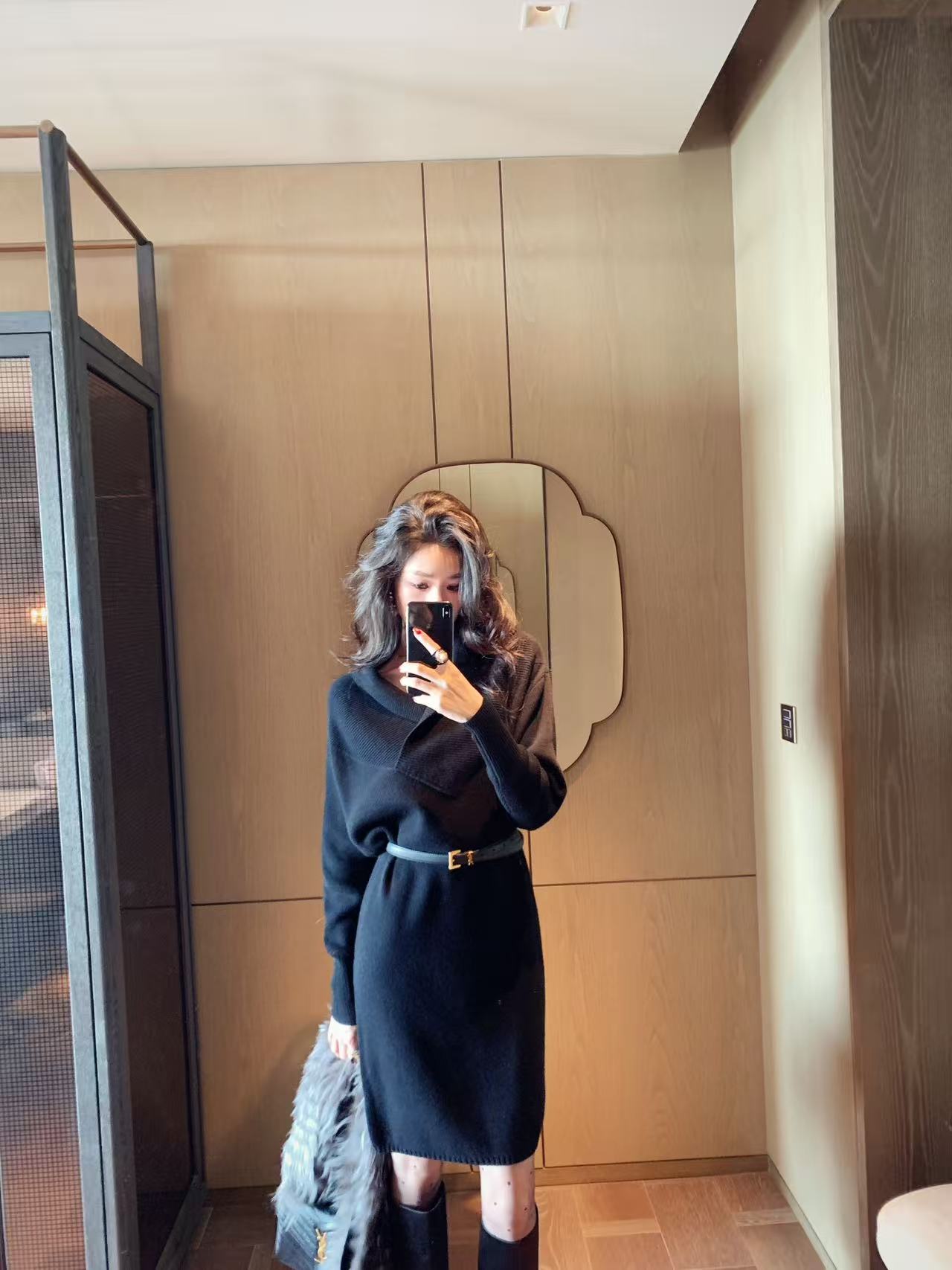 金南一中长款蝙蝠袖羊毛黑色针织连衣裙0202311079