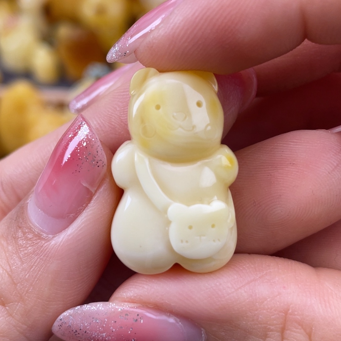 琥珀裸石未镶嵌蜜蜡