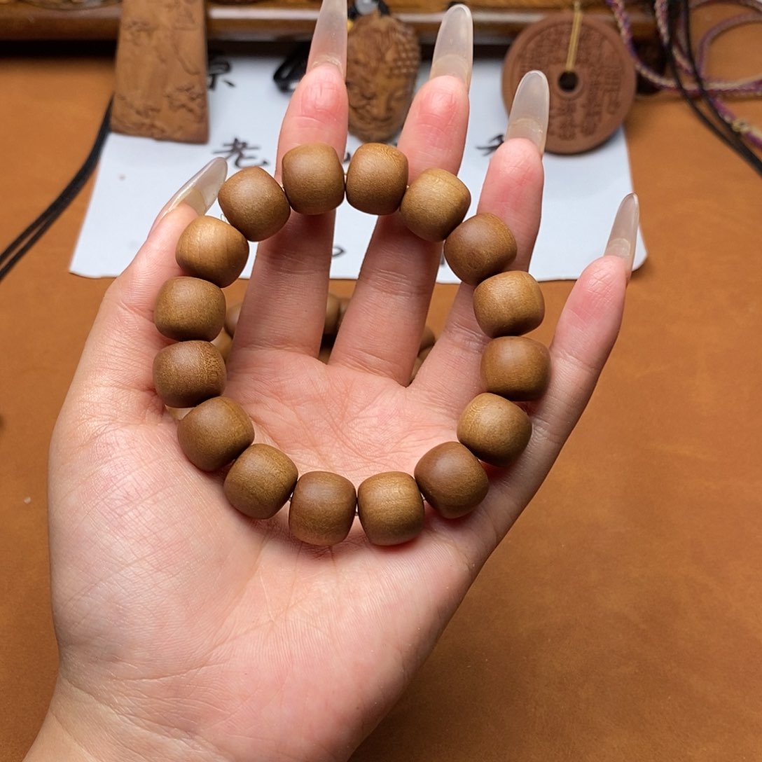 檀香木手串/手链13*14手串黑