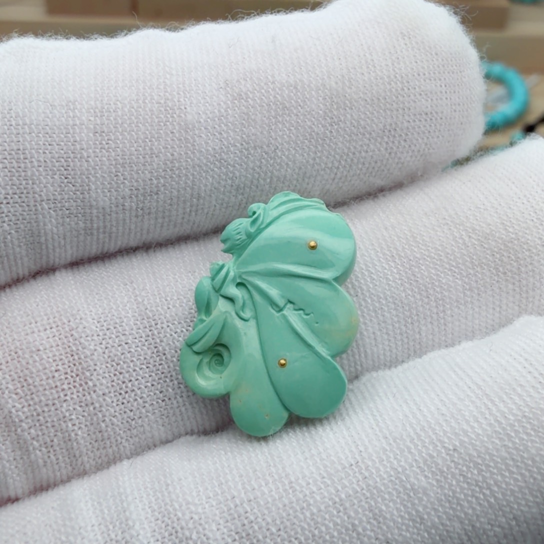 绿松石未镶嵌珠宝奇石