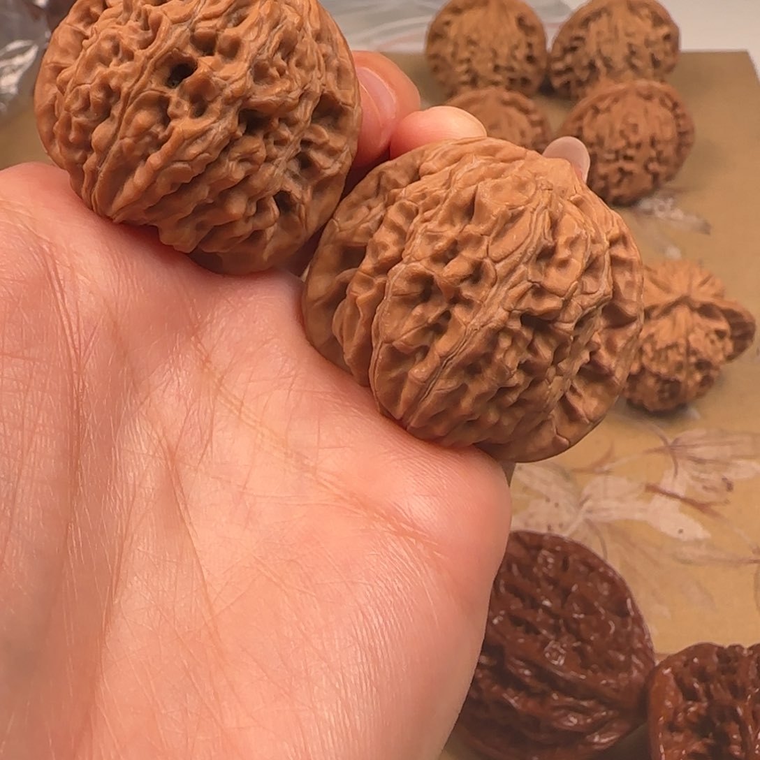 文玩核桃吊坠秦皇楼38-21