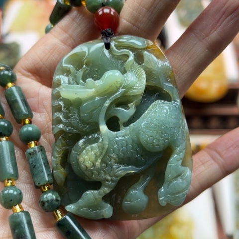 岫玉挂件未镶嵌挂件