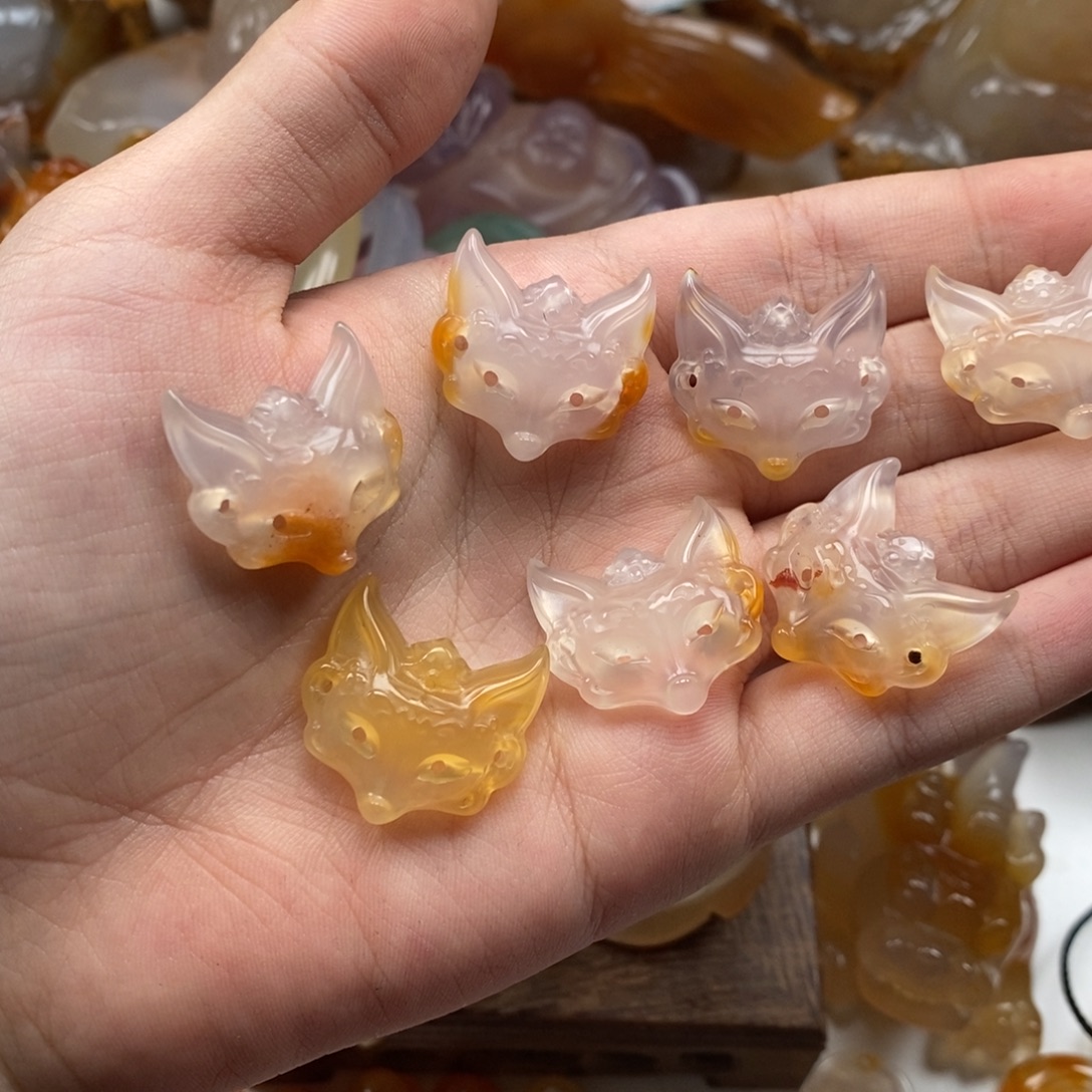 玛瑙/玉髓未镶嵌颈饰多样性发其一