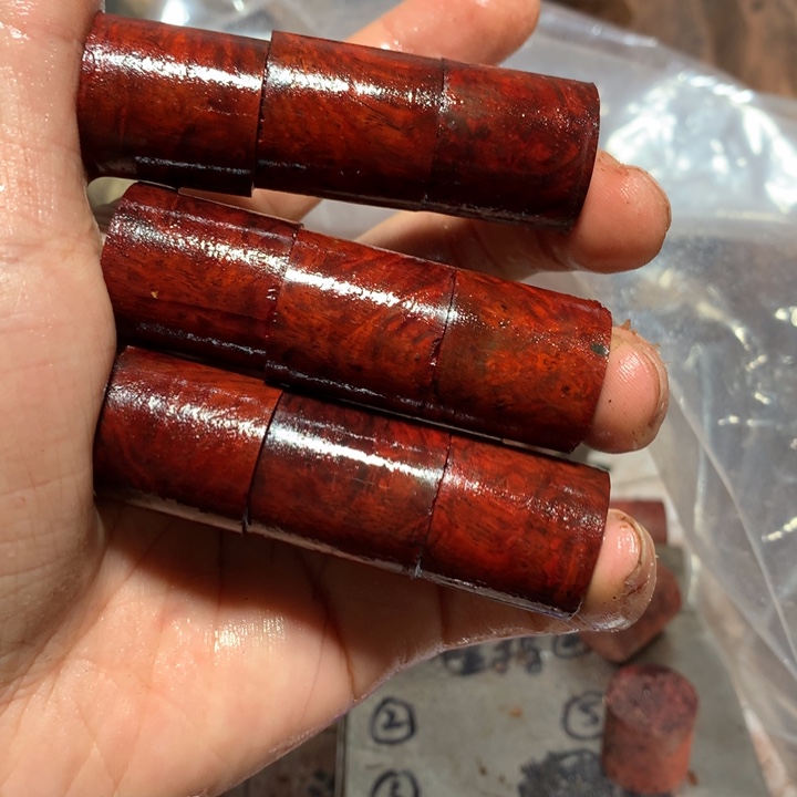 檀香紫檀（小叶紫檀）方*辉