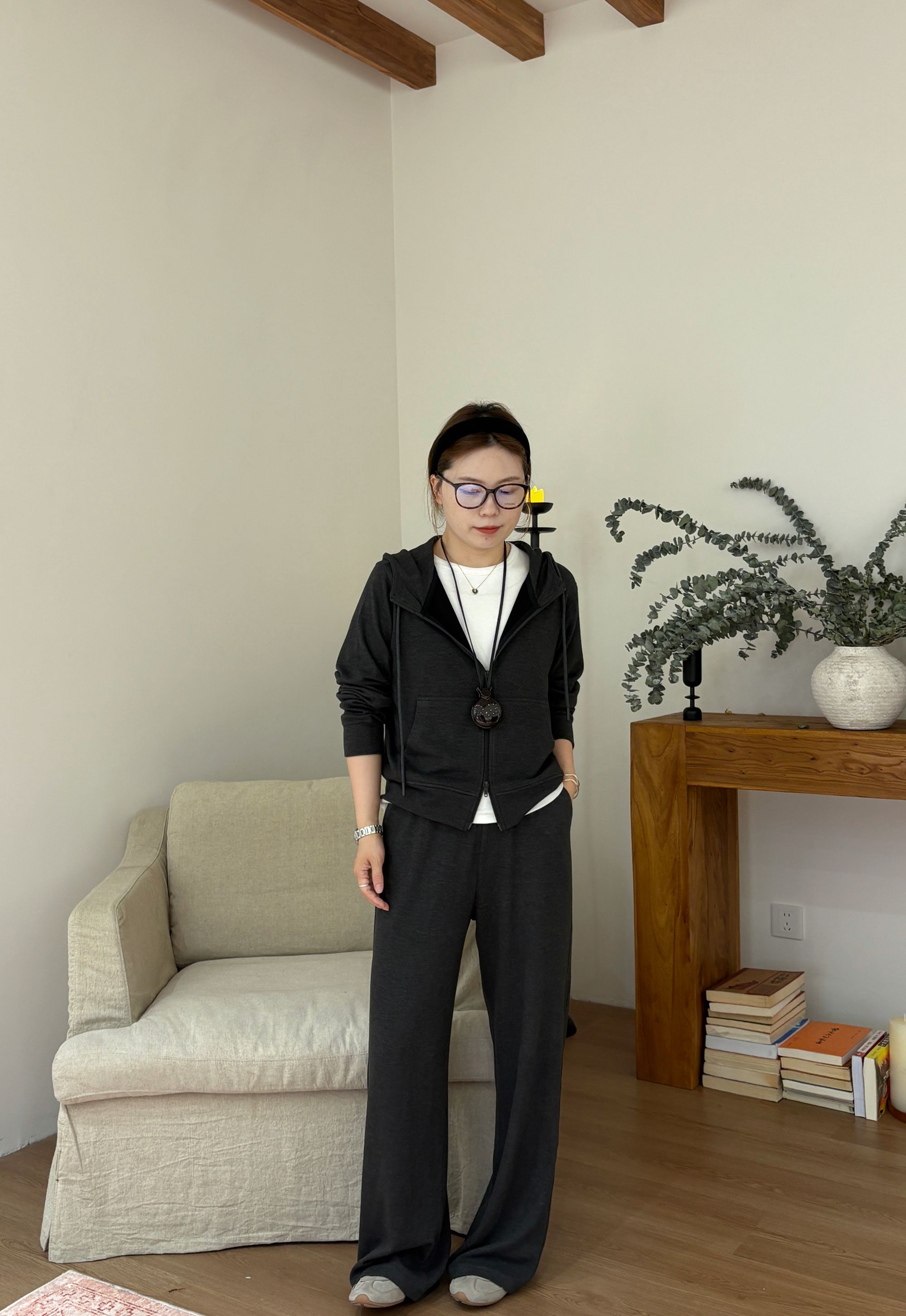 【云朵套装1】HANI秋季新款 复古正肩坑条纹理拉链帽衫套装 Y186