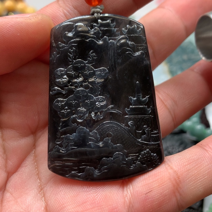 翡翠颈饰未镶嵌保真天然a货翡翠