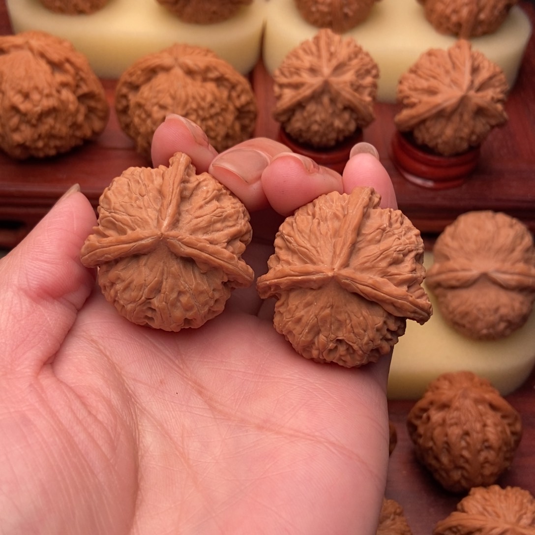 桃核把件野生粗筋三棱37