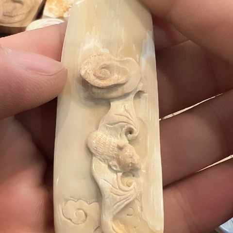 天然猛犸象牙瑕疵品