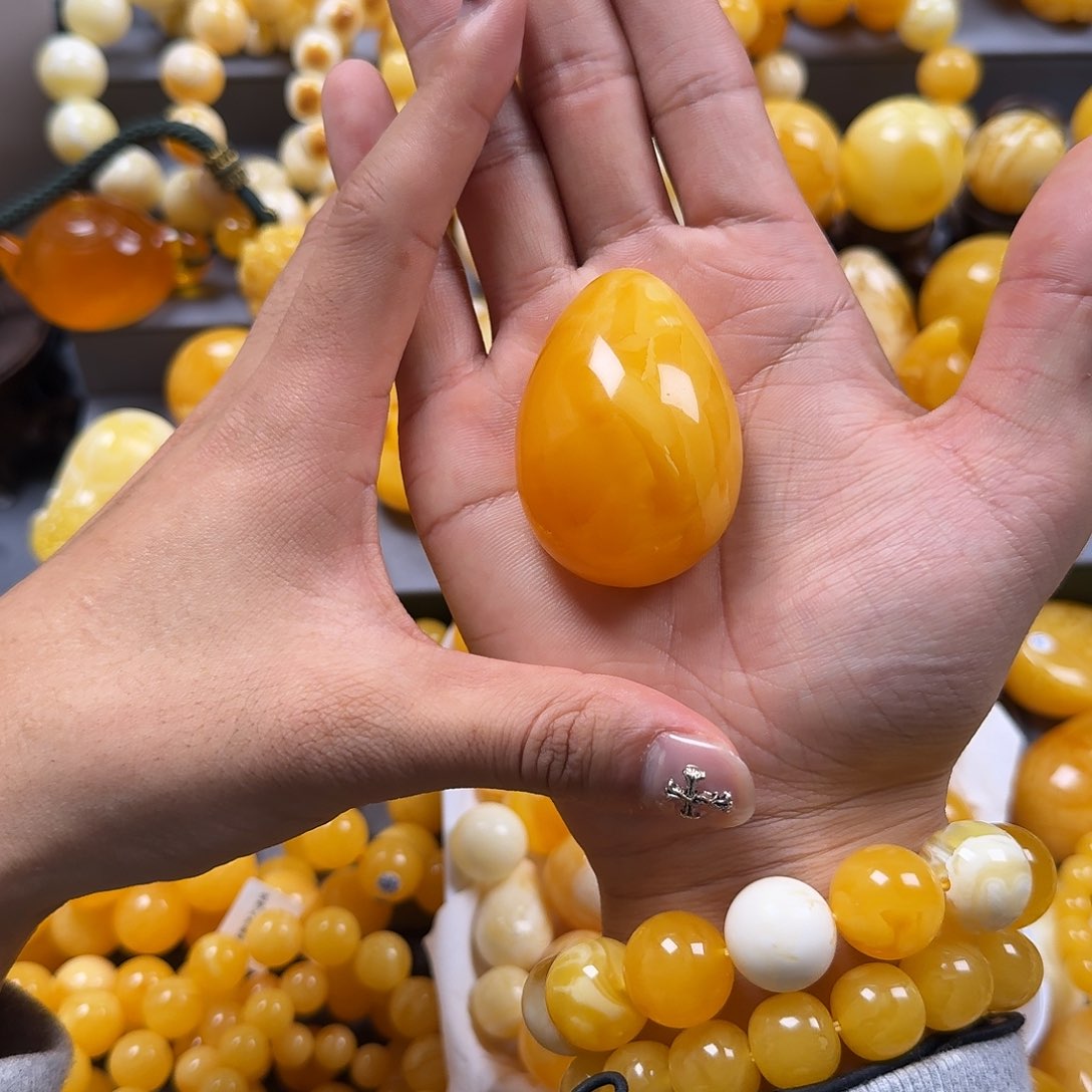 琥珀珠宝奇石未镶嵌水滴