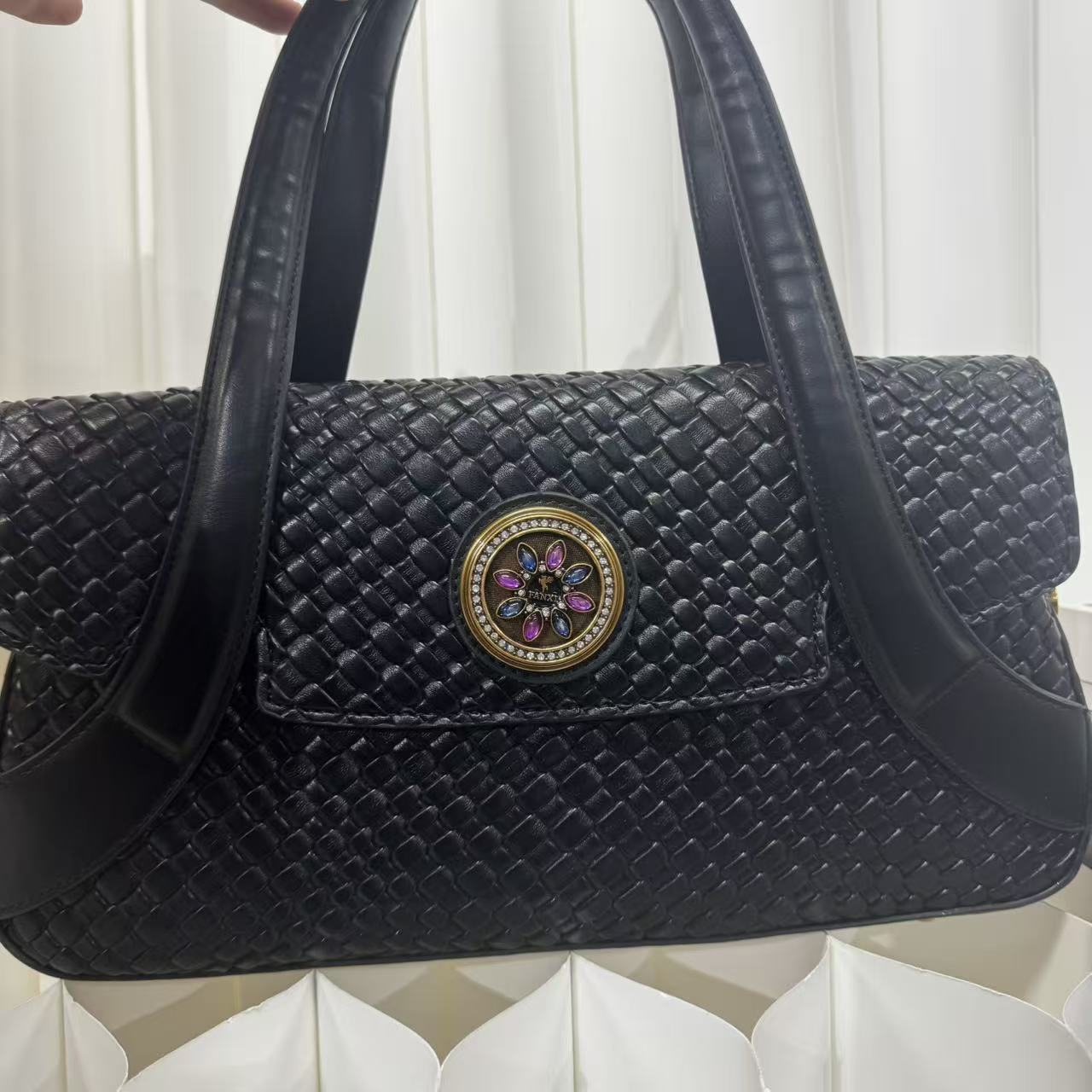 简约时尚休闲单肩复古港风肩包通勤轻奢包