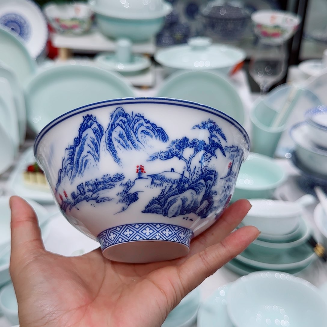 摆件景德镇青花山水5.5寸8个