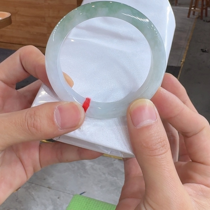 翡翠手镯未镶嵌纯天然缅甸翡翠A货买断