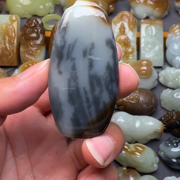 和田玉未镶嵌颈饰乐****忧