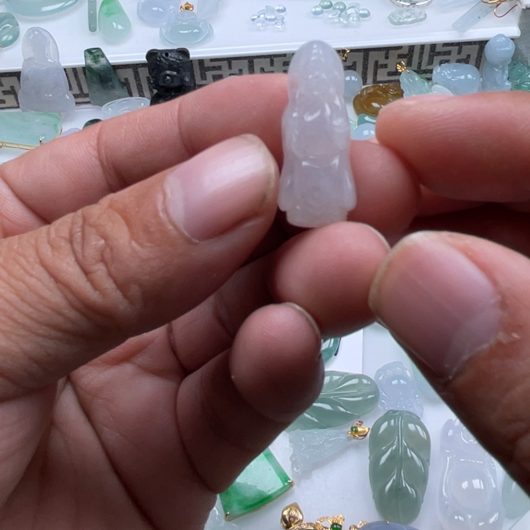 翡翠未镶嵌颈饰翡翠冰财神