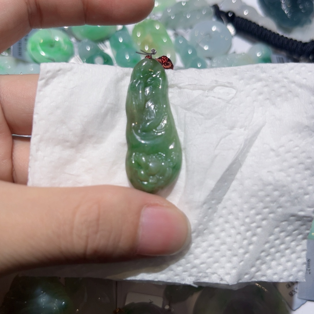 翡翠颈饰未镶嵌天然翡翠A货