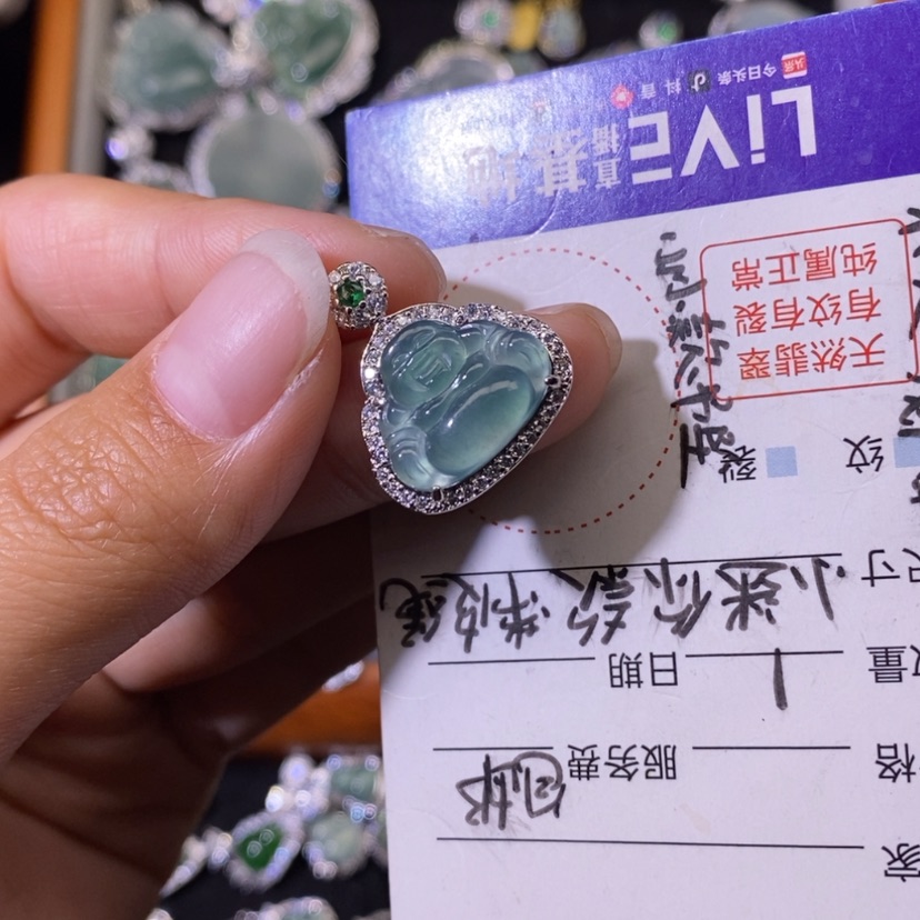 【闪购商品】翡翠颈饰未镶嵌天然