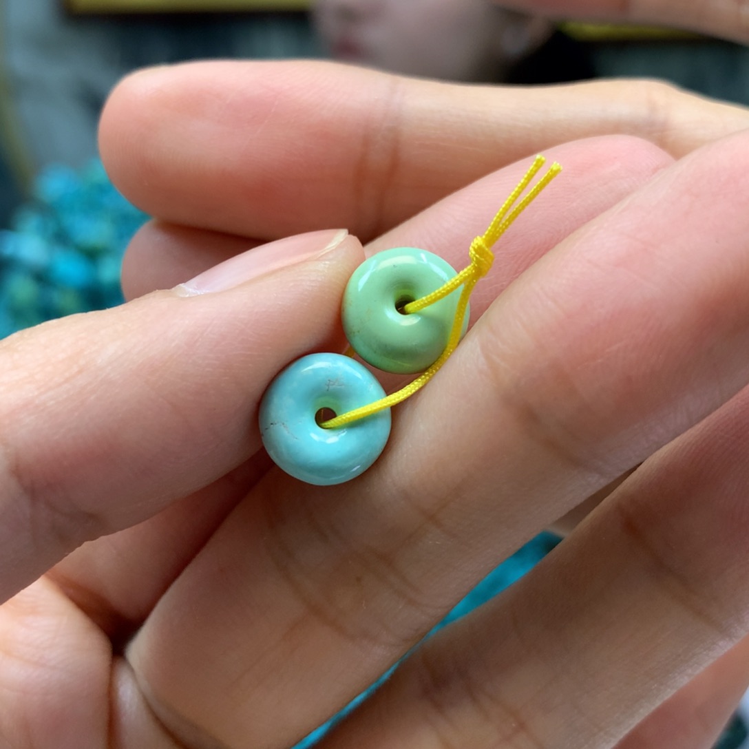 绿松石配饰未镶嵌