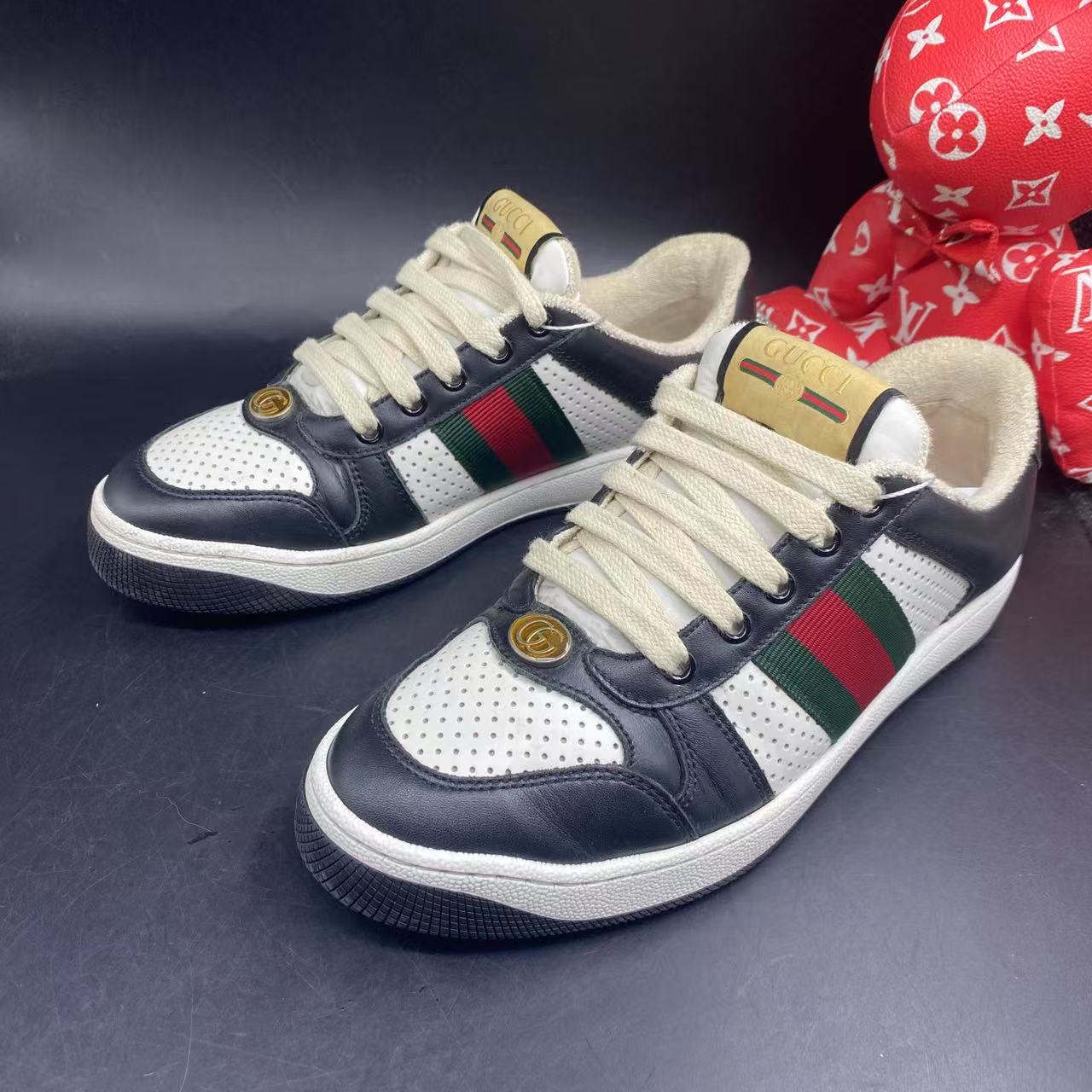 95新 GUCCI/古驰 黑白系带低帮时尚脏脏板鞋37.5/43欧码jdf124