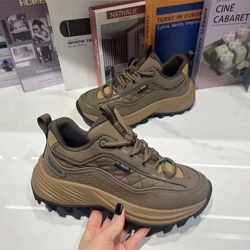 男士新款防滑百搭运动休闲鞋厚底舒适鞋79757