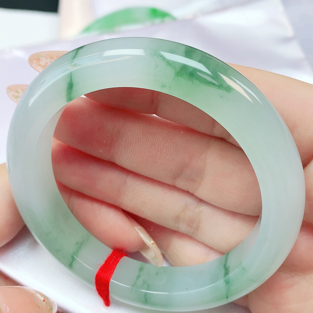 翡翠未镶嵌手镯抖音328