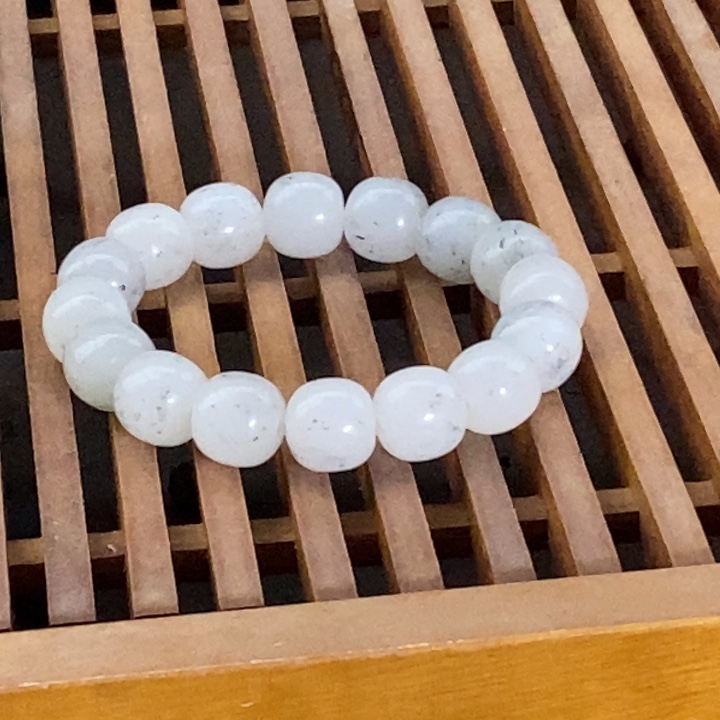 游***客和田玉未镶嵌挂件