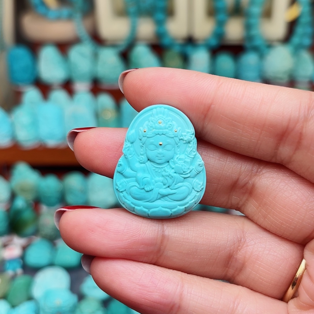 绿松石配饰未镶嵌