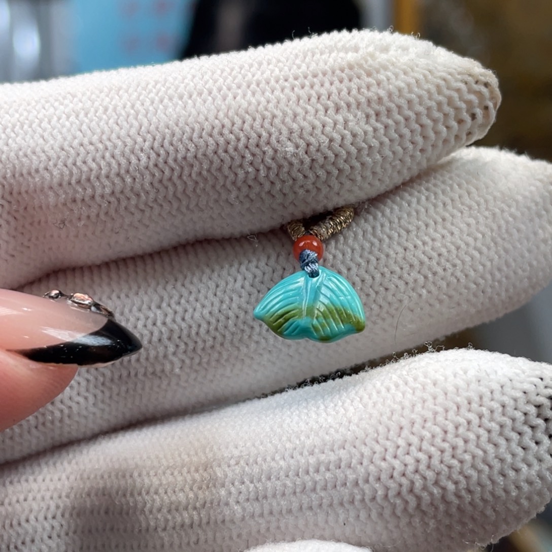 绿松石未镶嵌挂件