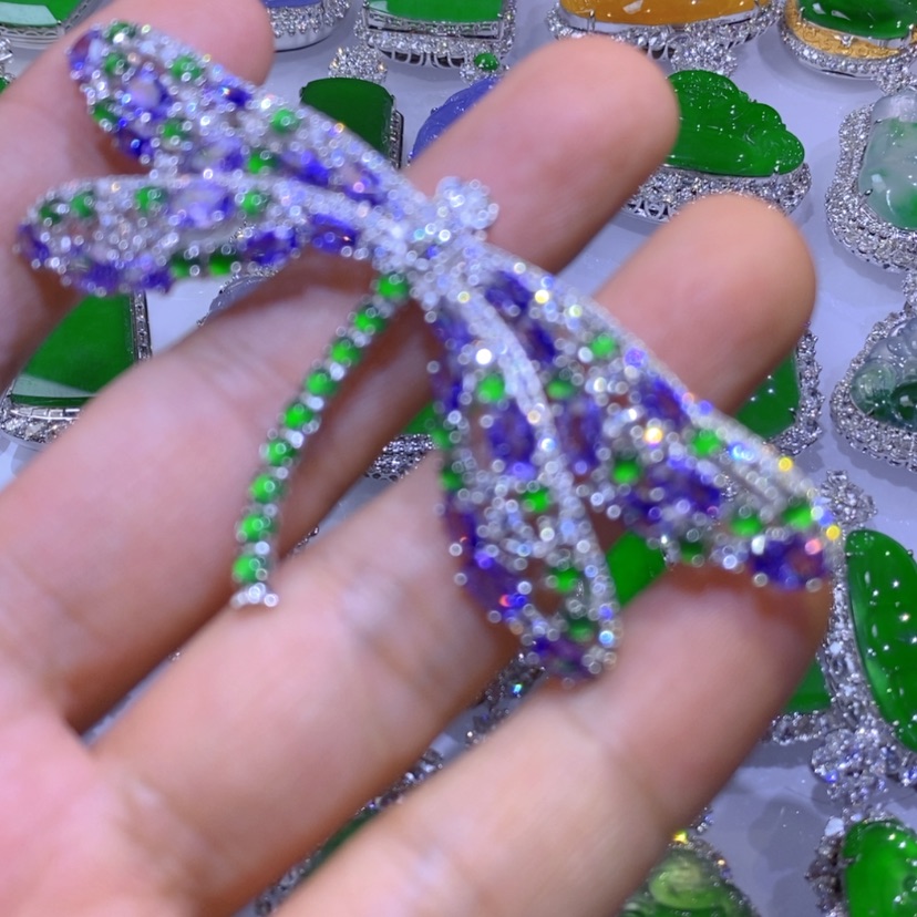 【闪购商品】翡翠挂件银S925镶嵌天然翡翠