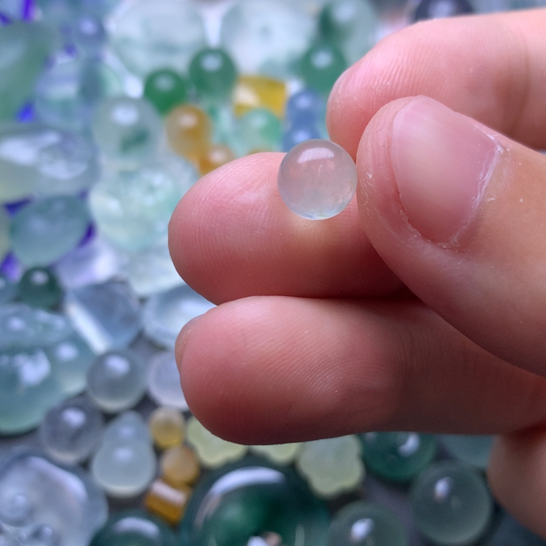 定制翡翠未镶嵌珠子